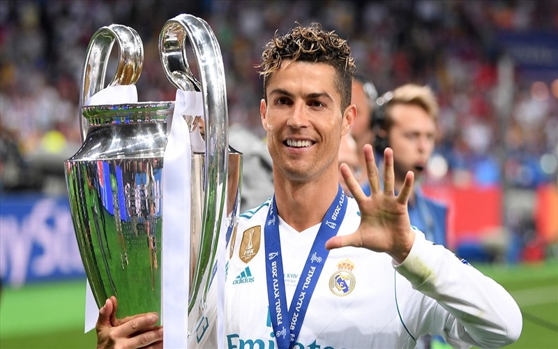 Read more about the article Ronaldo có bao nhiêu danh hiệu? Hành trình vinh quang của CR7 