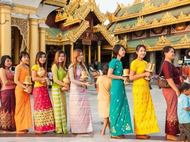 trang phuc truyen thong myanmar net dep van hoa dac sac